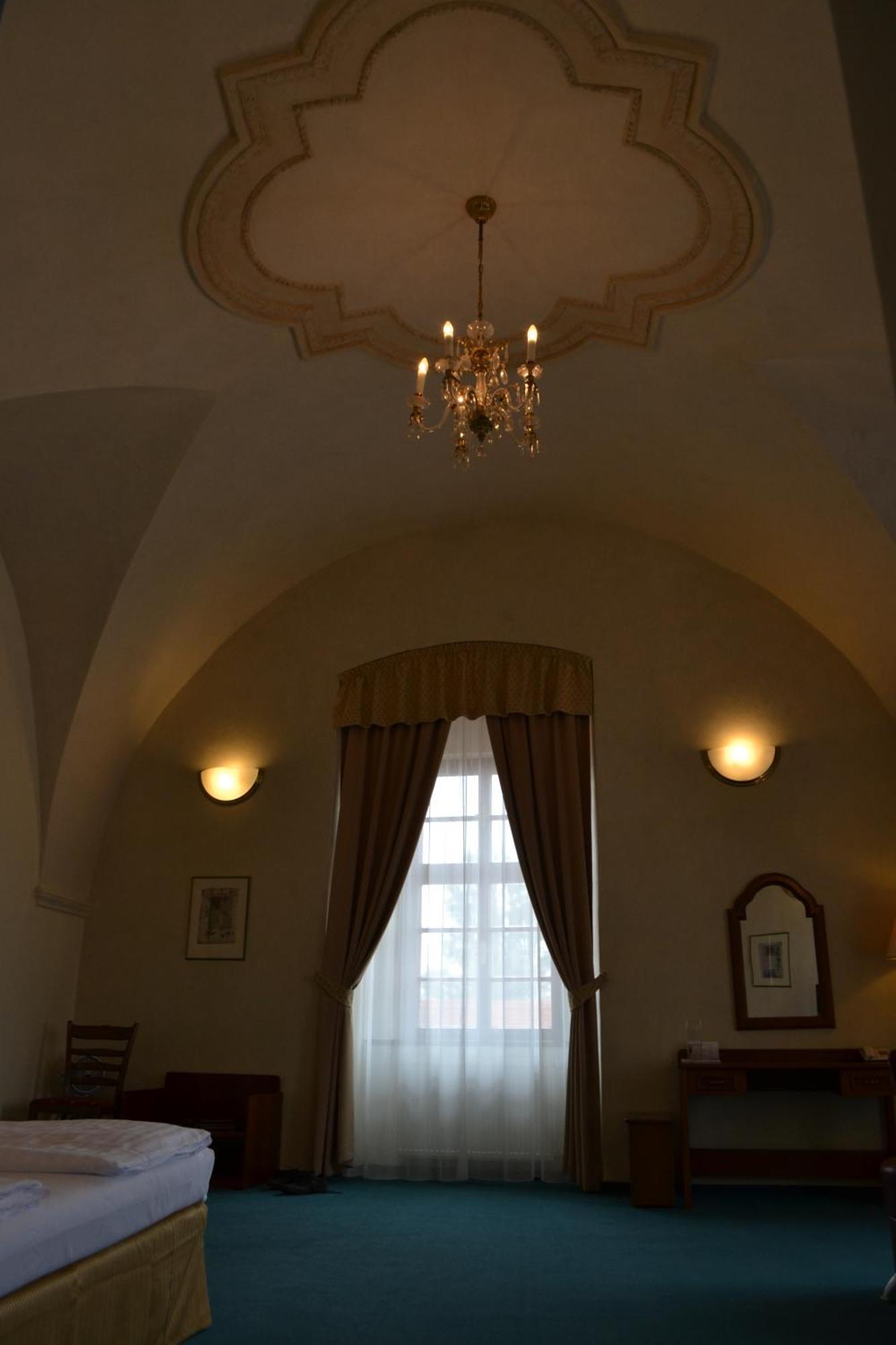 Adalbert Ecohotel Praha Bagian luar foto