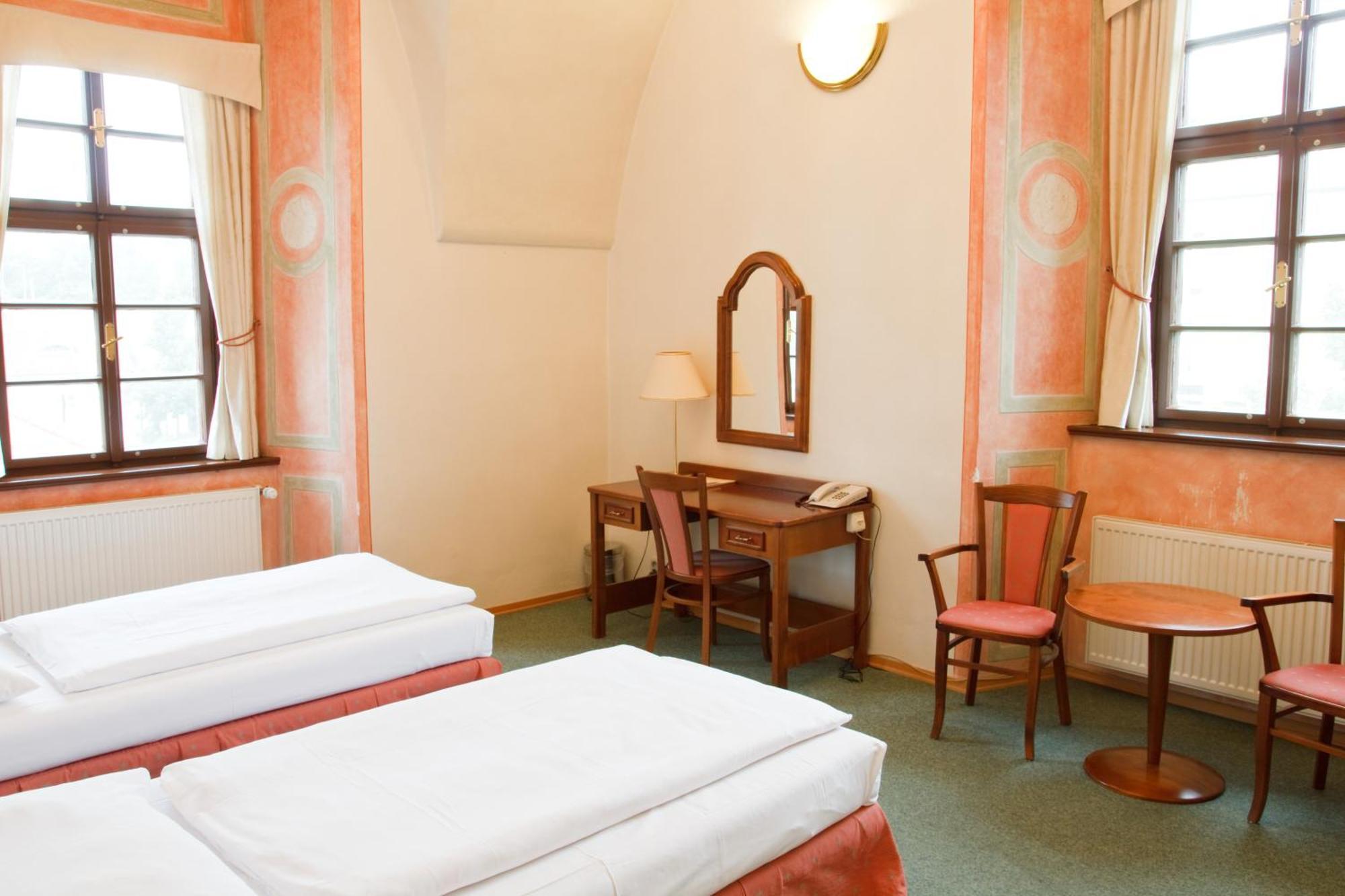Adalbert Ecohotel Praha Bagian luar foto